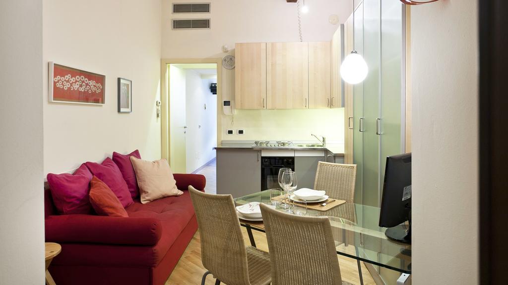 Italianway-Fiori Chiari Apartment Milan Exterior photo